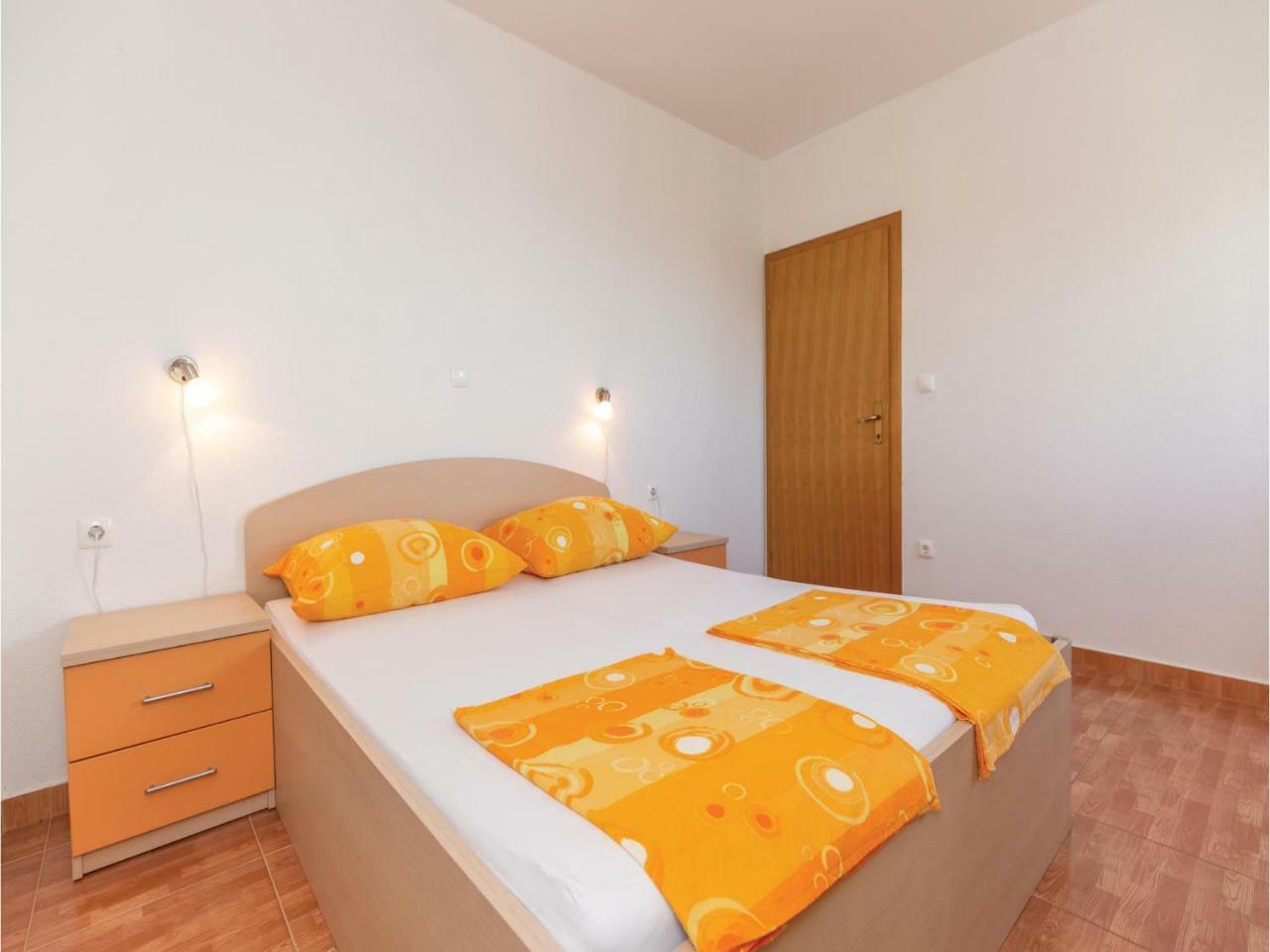 Beautiful Apartment In Krvavica With Wifi 外观 照片
